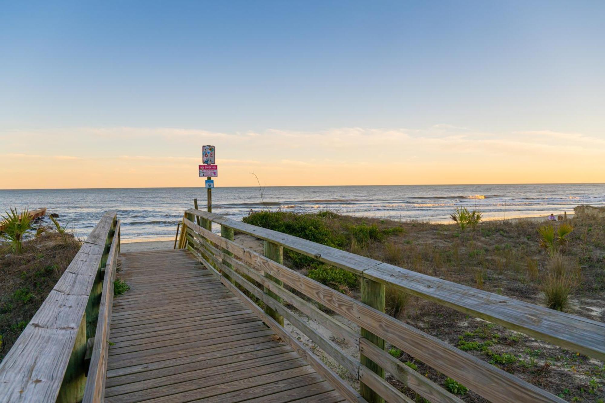 Sea Urchin Villa Folly Beach Exterior photo